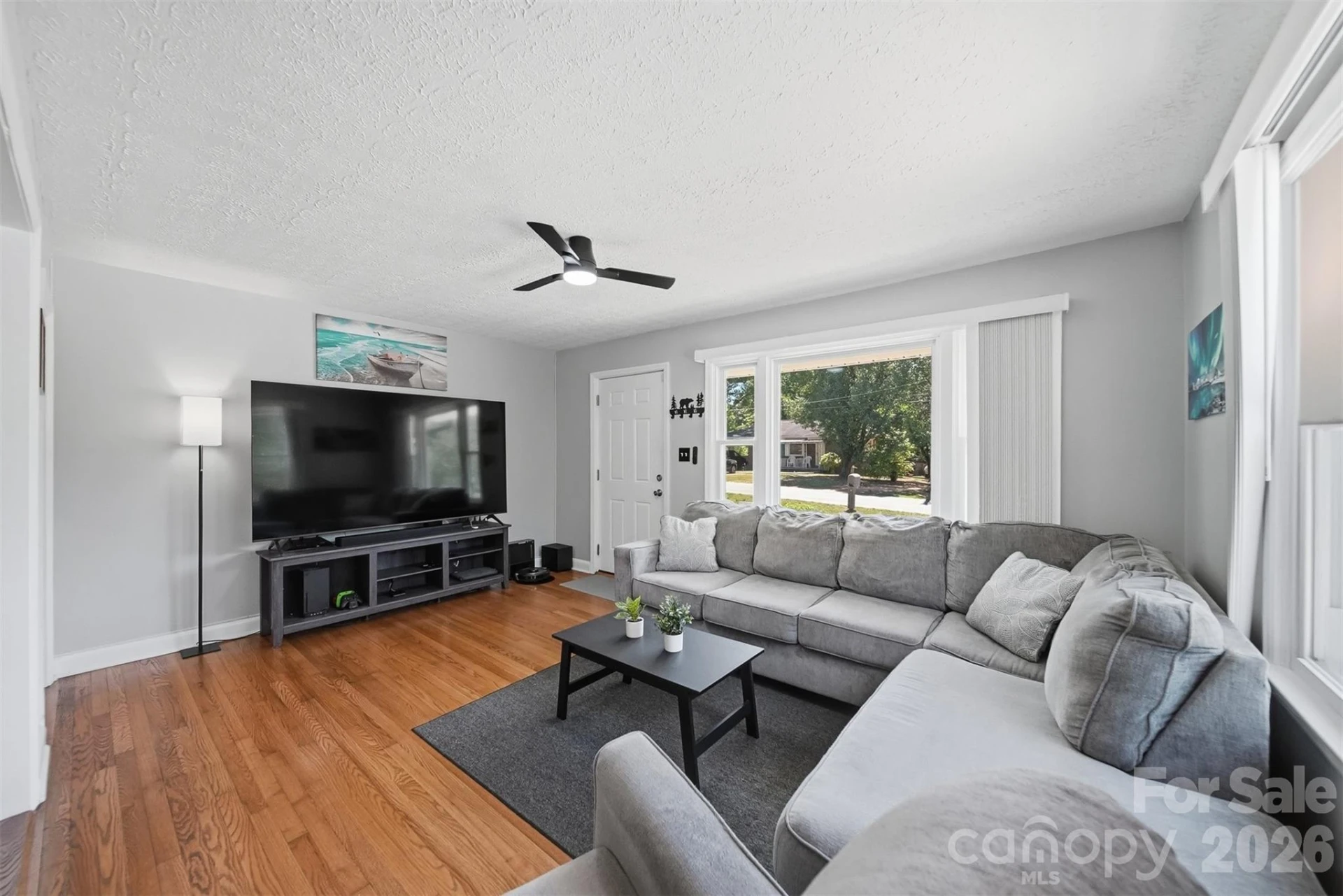 708 2nd Street - Photo 5