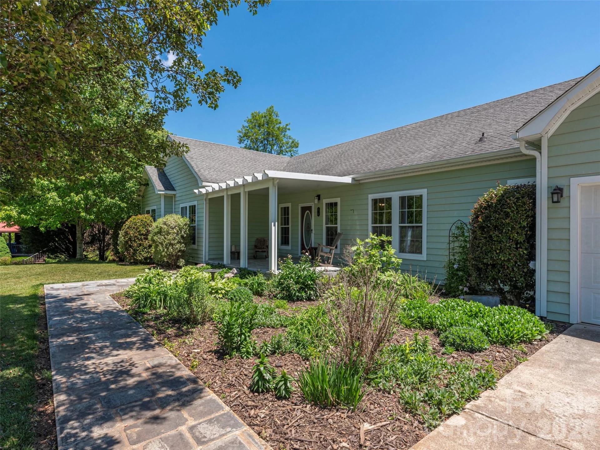 16 Chinaberry Court - Photo 2