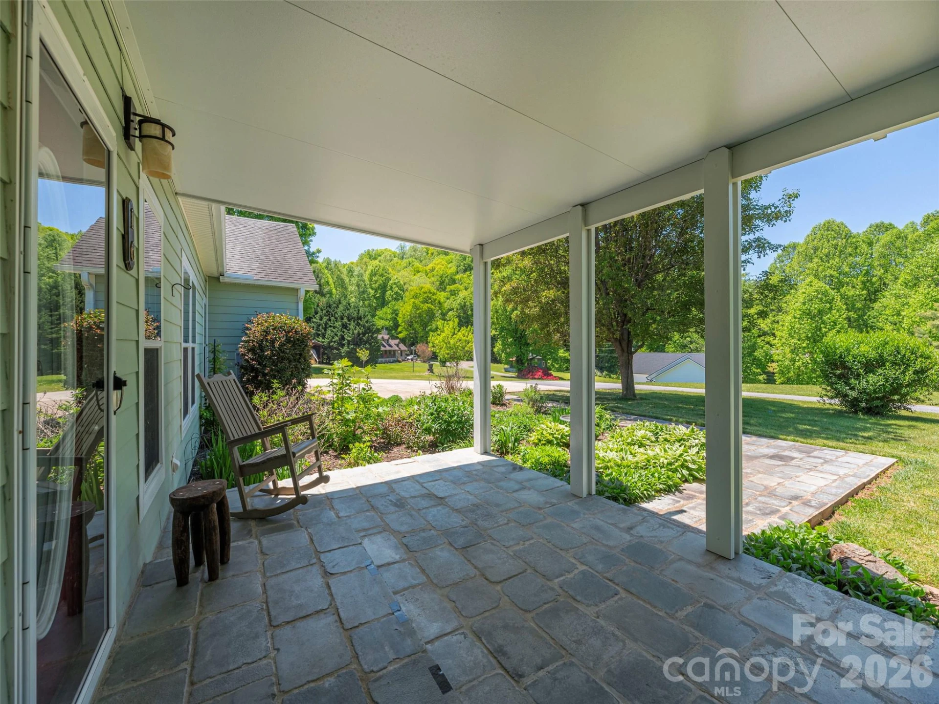 16 Chinaberry Court - Photo 4