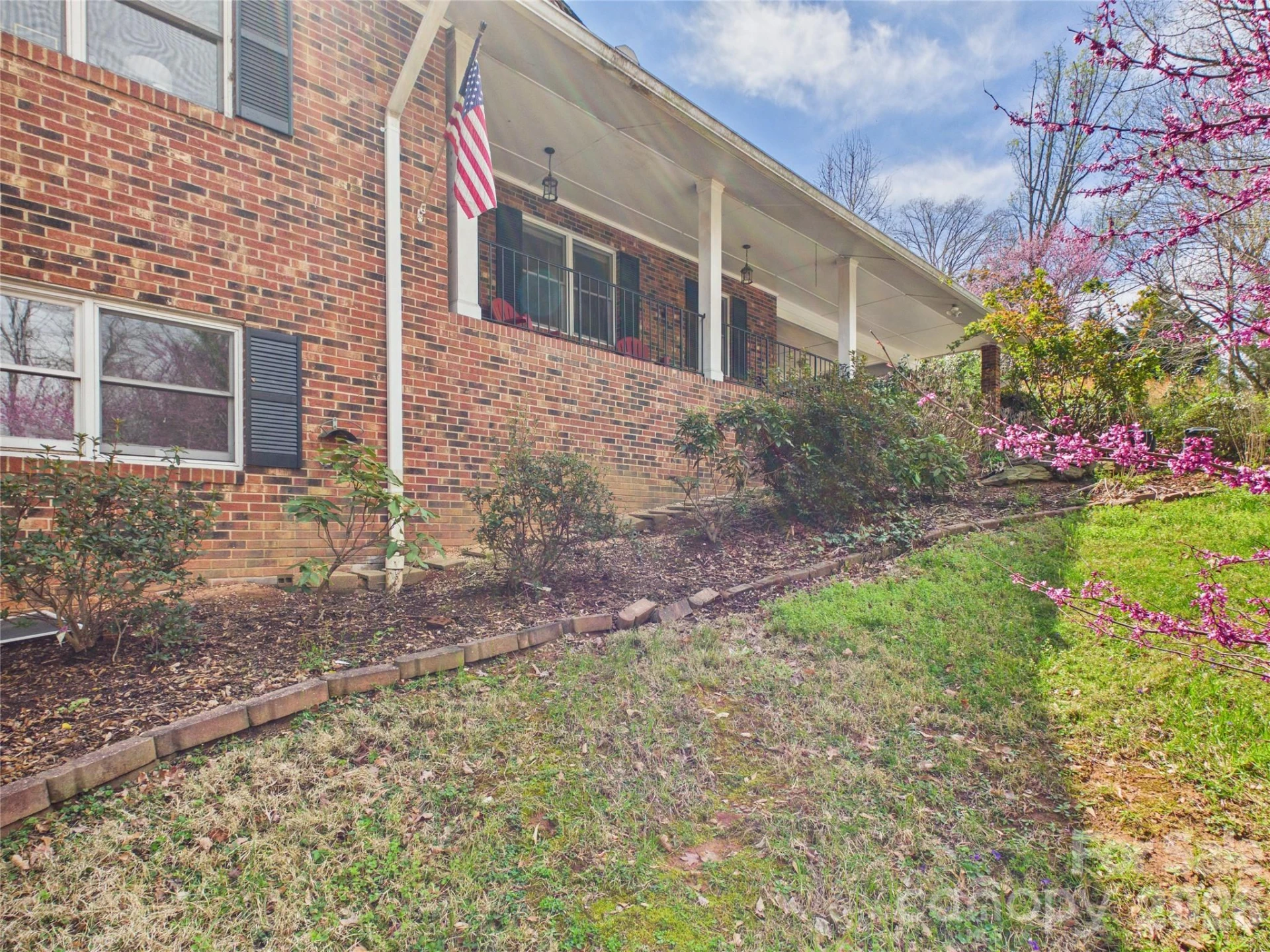 119 Creekside Drive - Photo 3