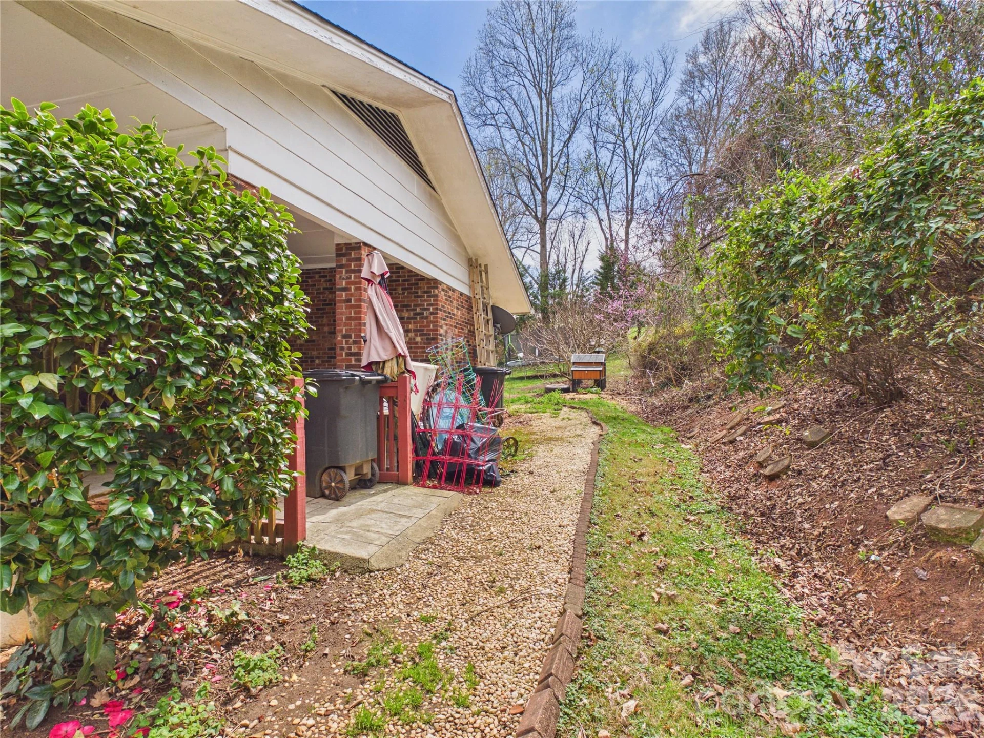 119 Creekside Drive - Photo 8