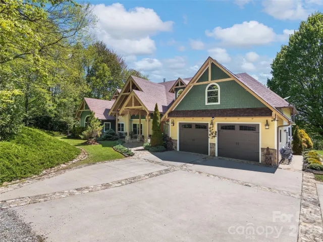 350 Snow Flake Lane, Maggie Valley, NC, 28751