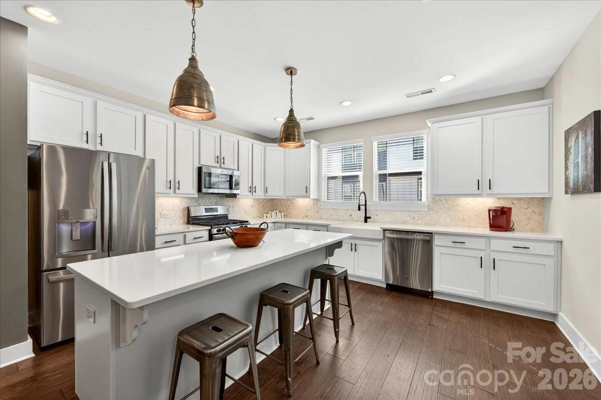 4136 Castleton Road - Photo 13