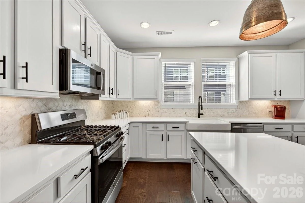 4136 Castleton Road - Photo 17