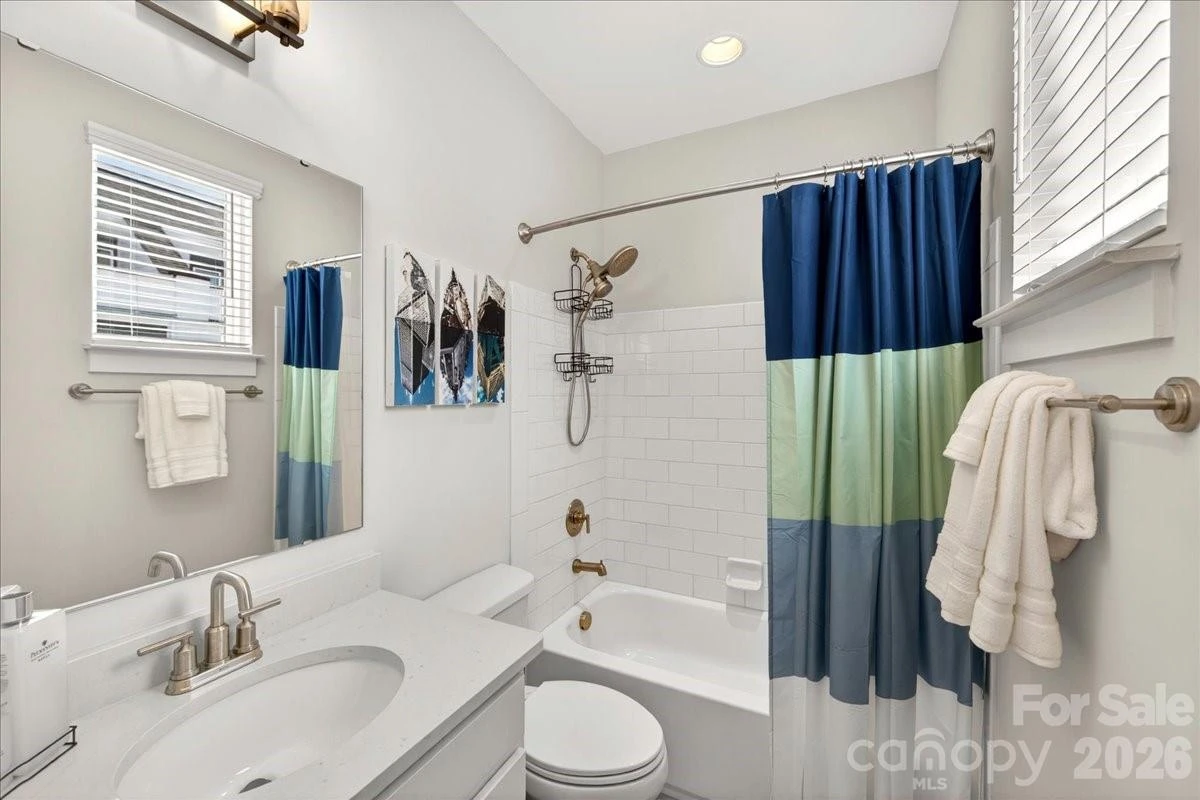 4136 Castleton Road - Photo 32