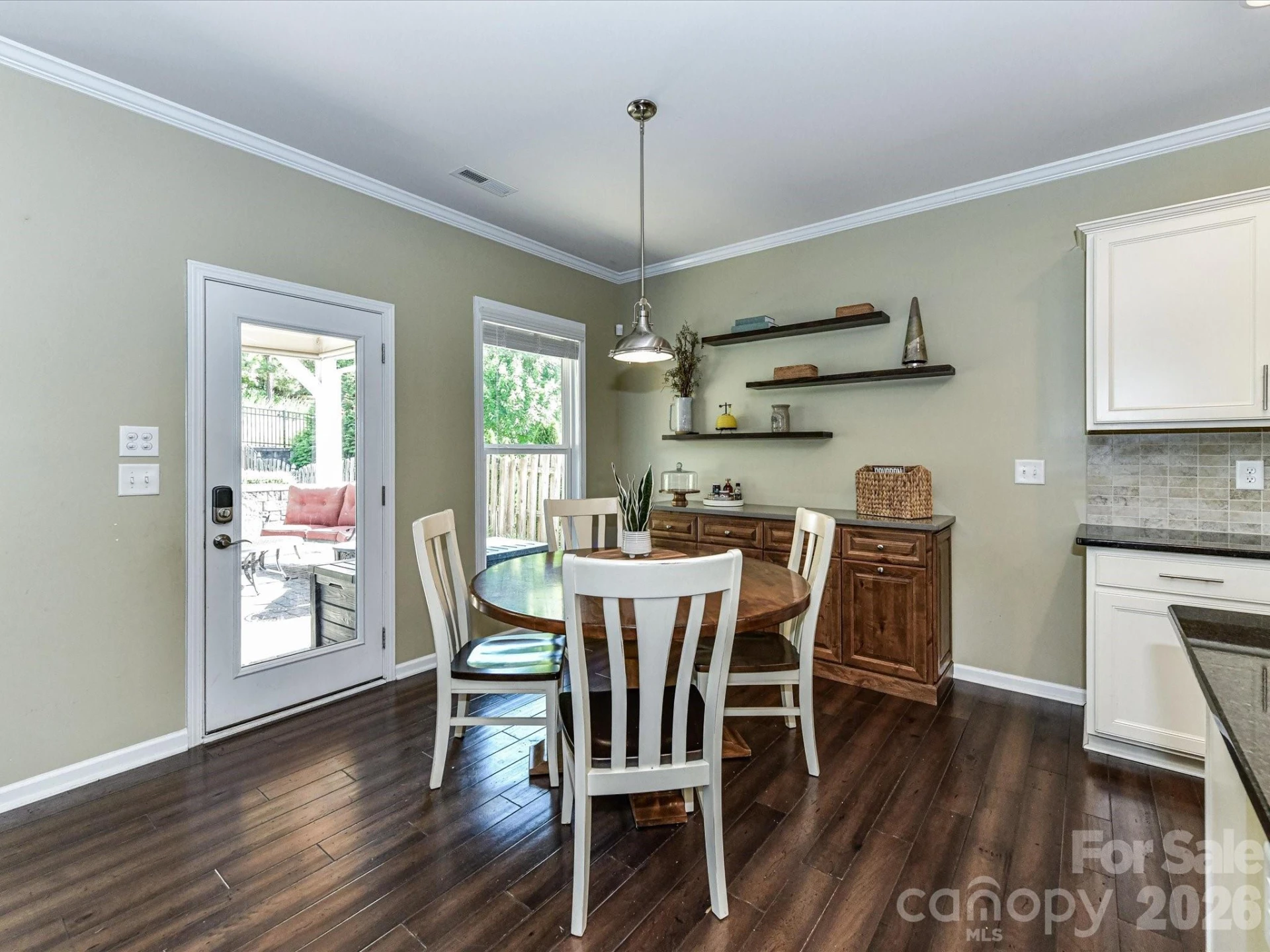 15788 Reynolds Drive - Photo 14