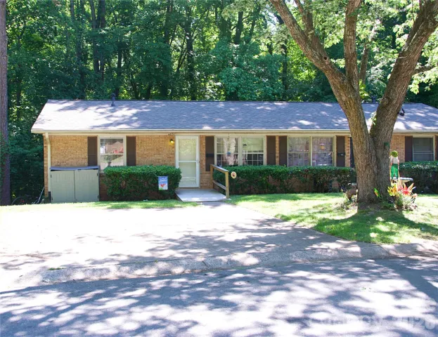 4631 Highlake Drive, Charlotte, NC, 28215