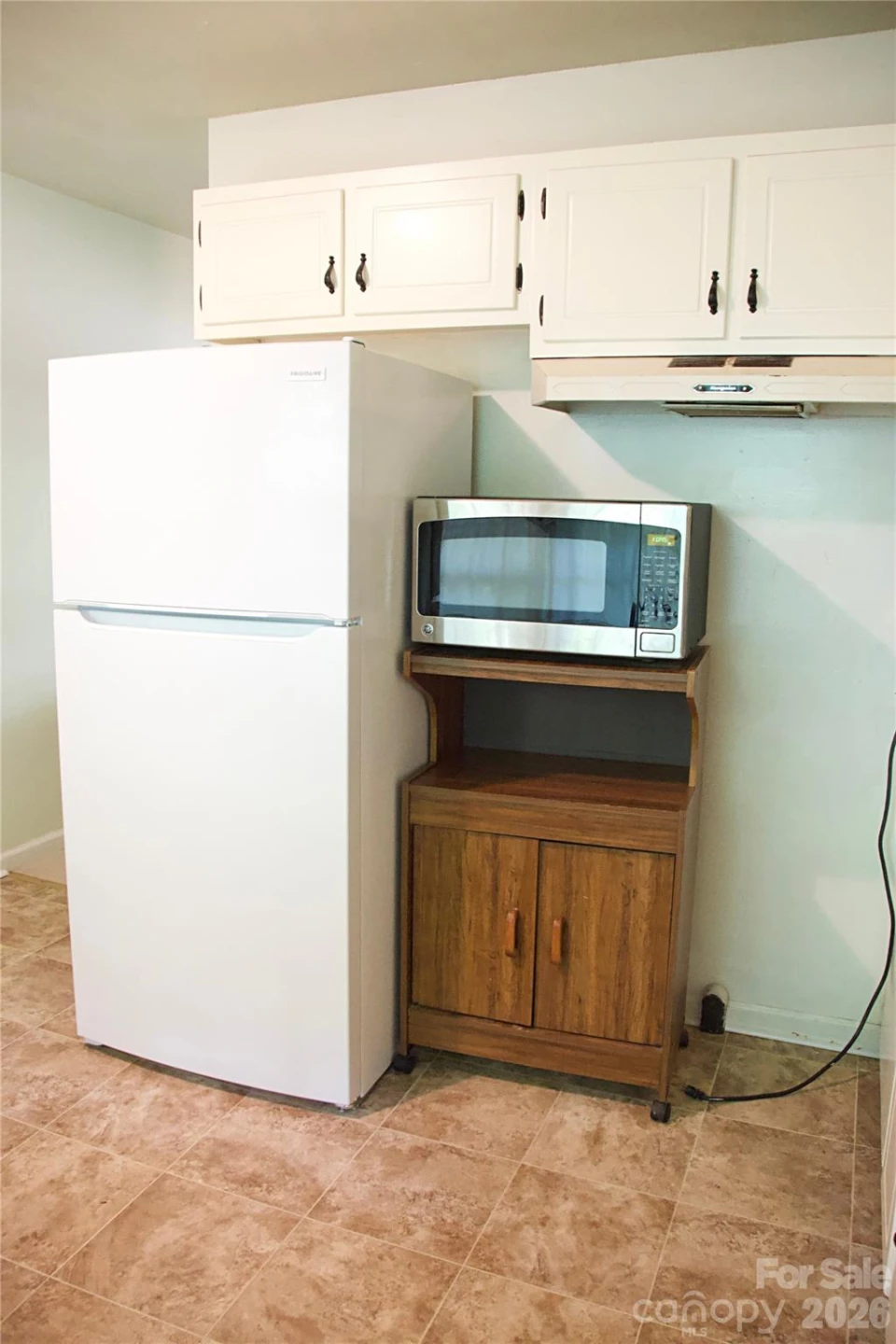 4631 Highlake Drive - Photo 9