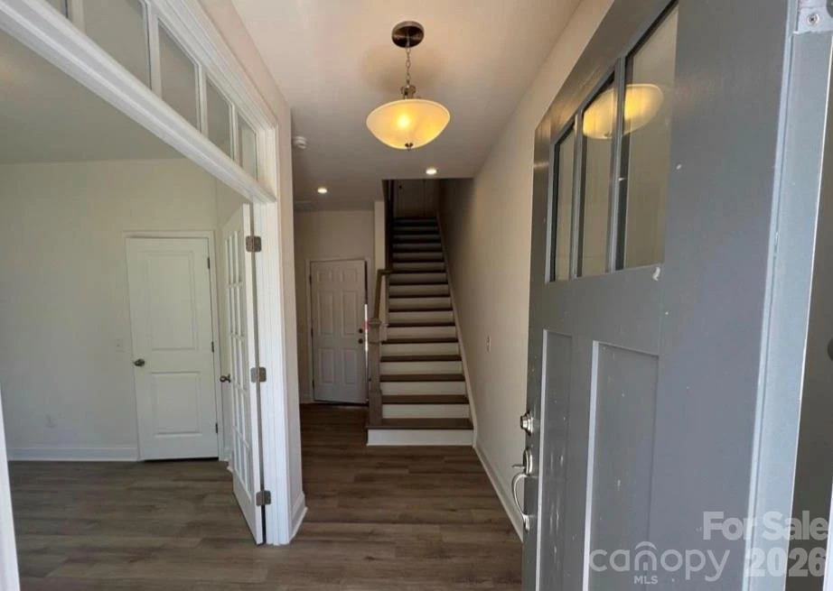 5009 Layman Drive - Photo 3