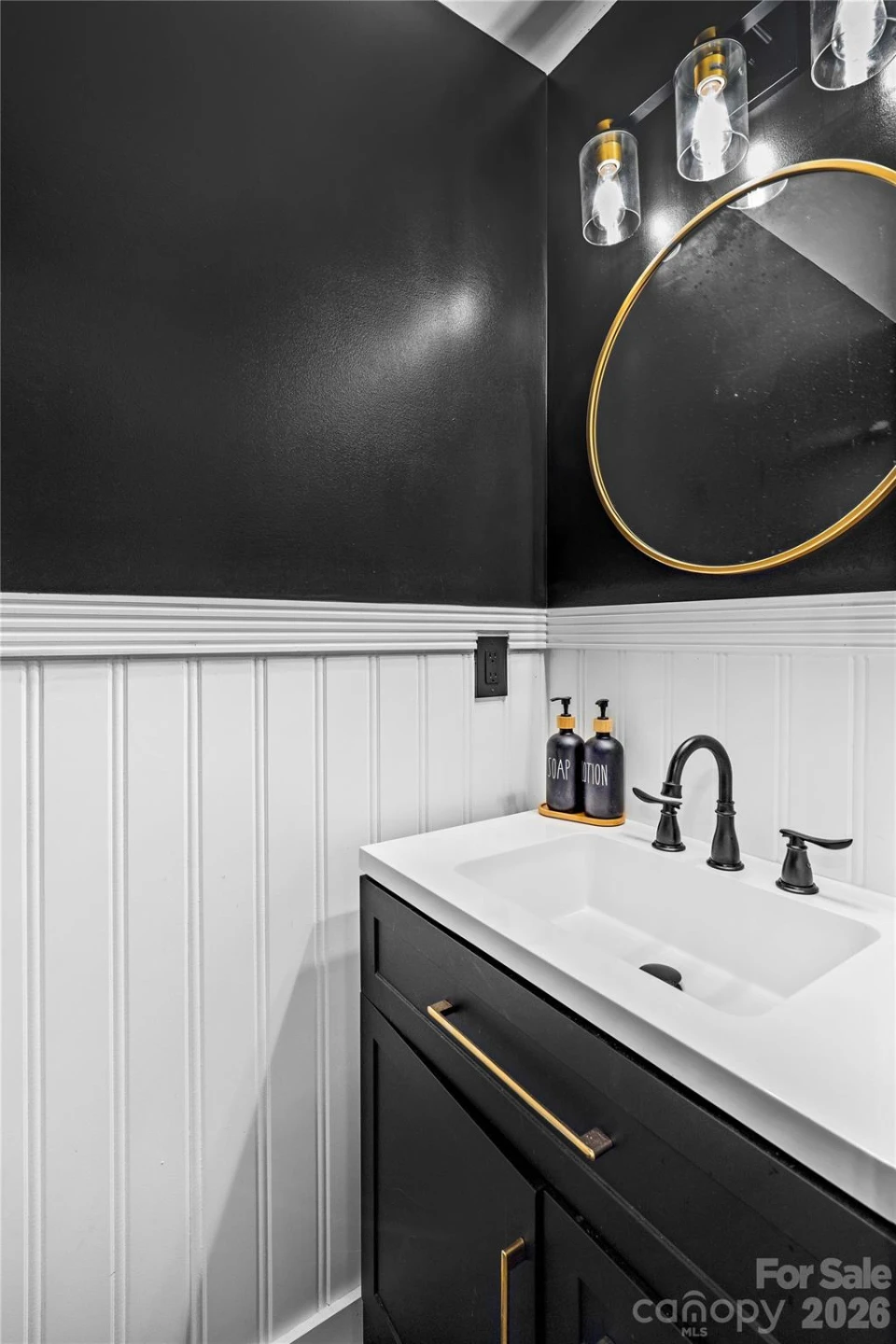 218 Valerie Drive - Photo 16