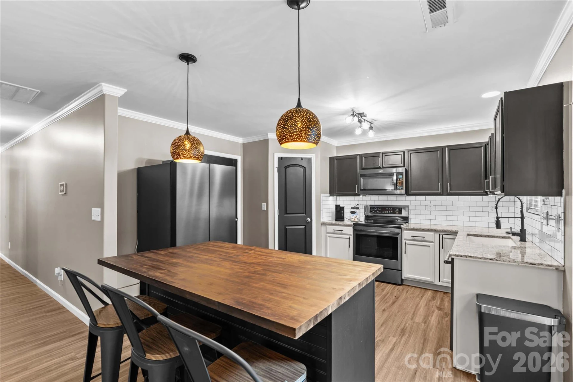 218 Valerie Drive - Photo 9