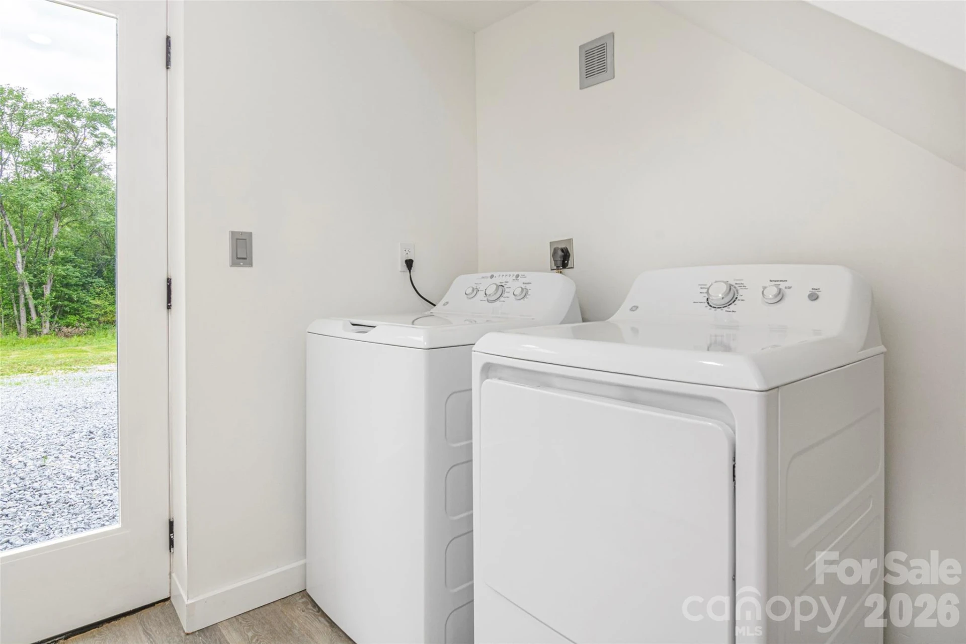 286 Berkeley Road - Photo 30