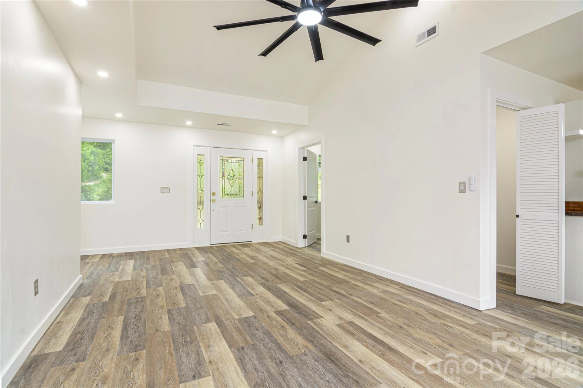 286 Berkeley Road - Photo 5