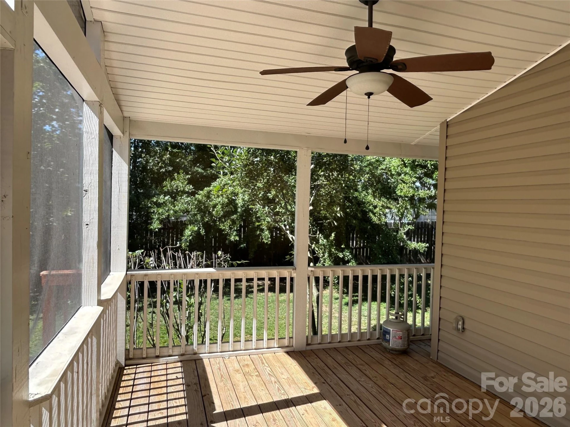 2715 Thornburg Court - Photo 14