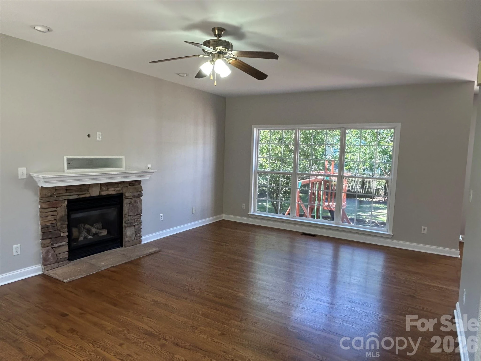 2715 Thornburg Court - Photo 3