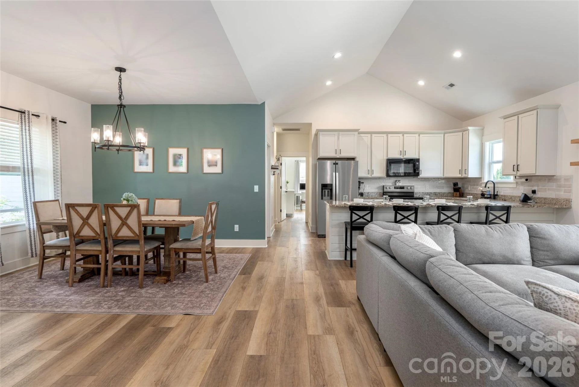 185 Springfield Meadow Drive - Photo 5