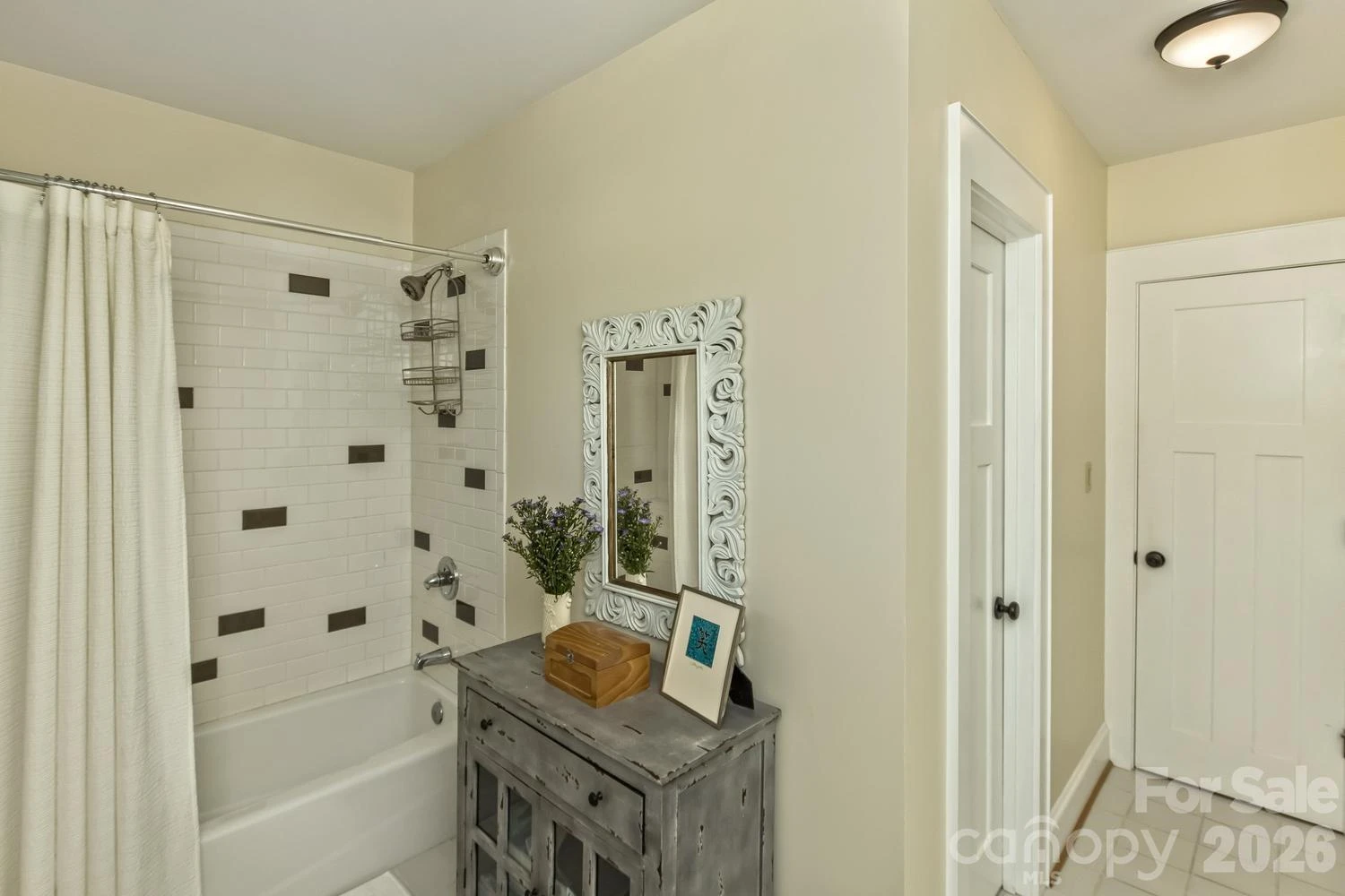 111 Montford Avenue - Photo 31