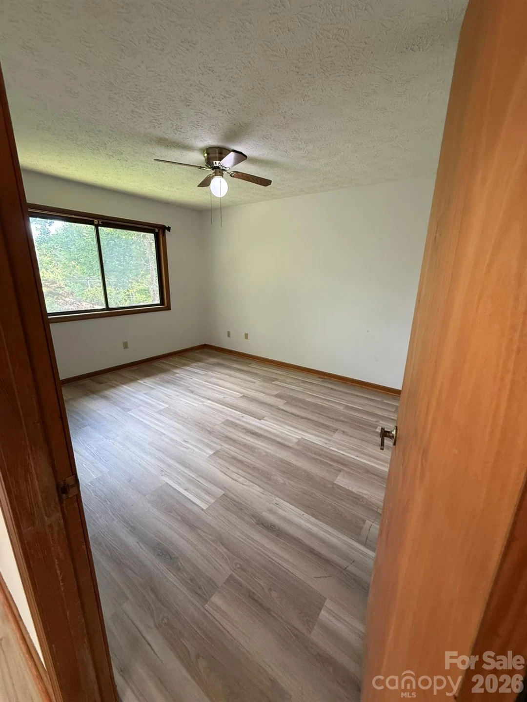 581 Courtwood Lane #6 - Photo 5