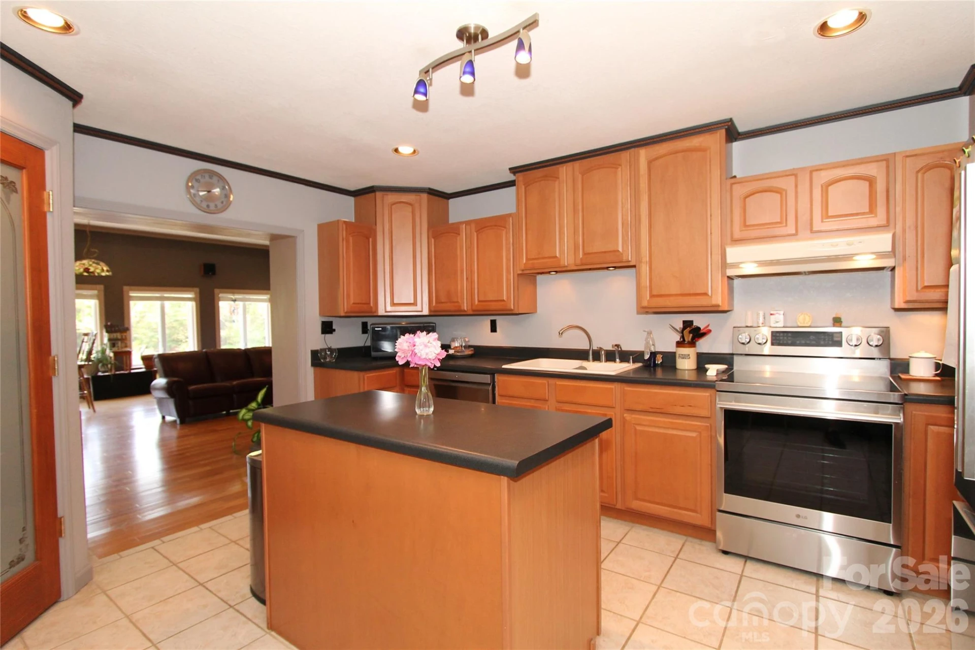 231 Allen Road - Photo 12
