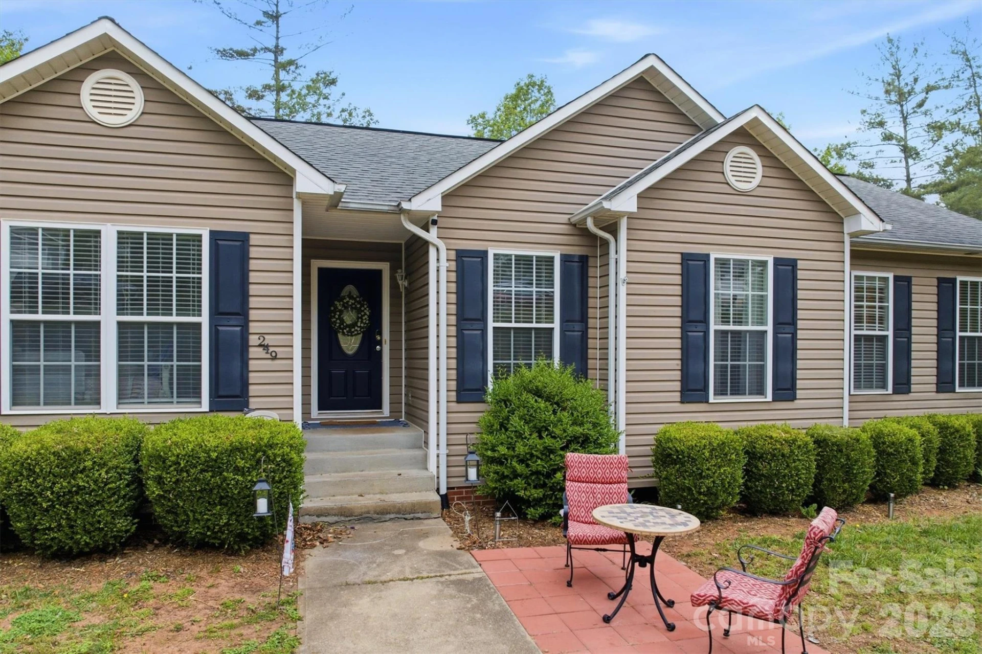 249 Forest Glen Way - Photo 3