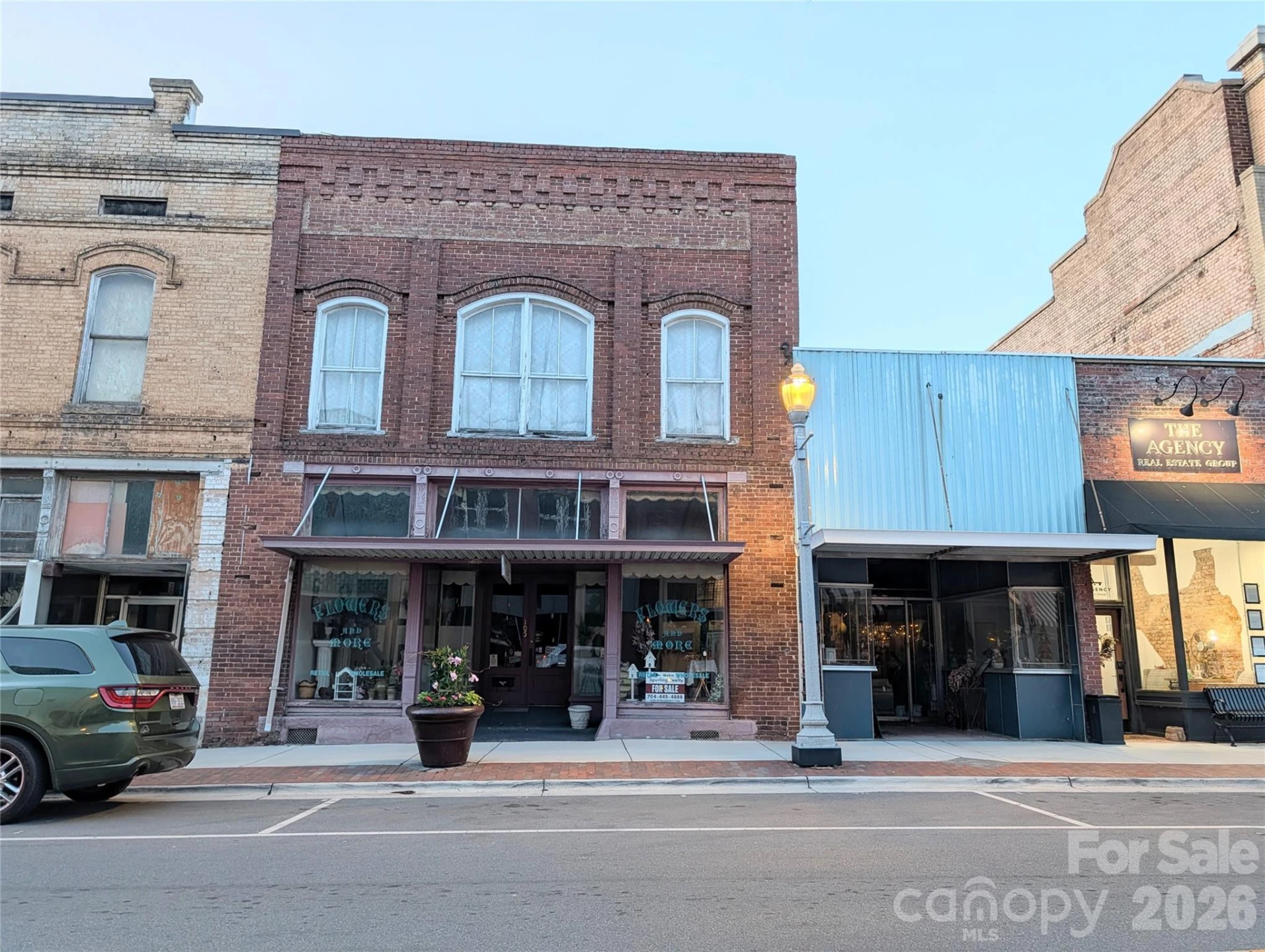 105 and 107 Main Street - Photo 2