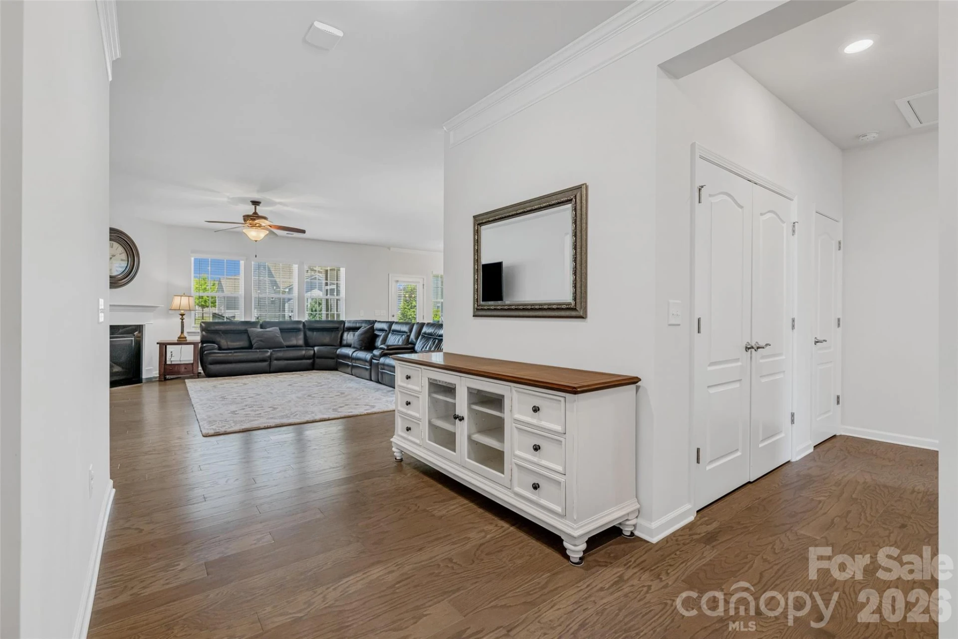 6058 Kings Canyon Way - Photo 4