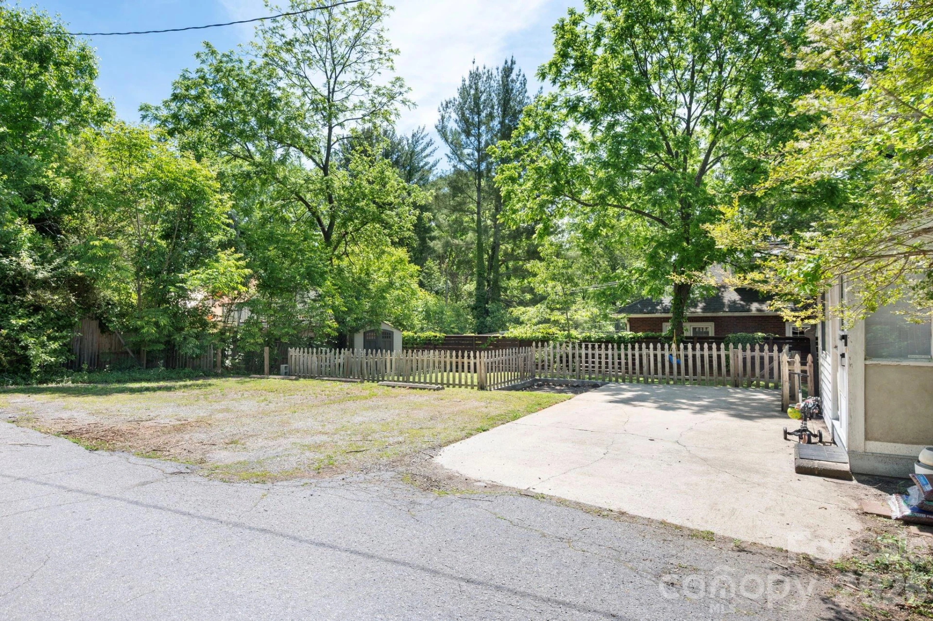 84 Forest Hill Drive - Photo 28