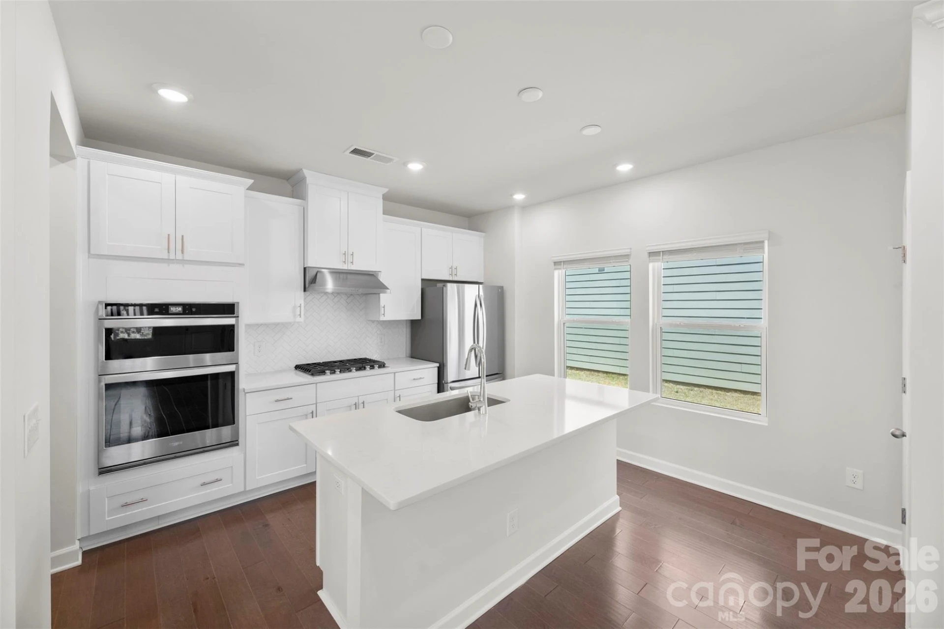 13112 Kenworth Road - Photo 2