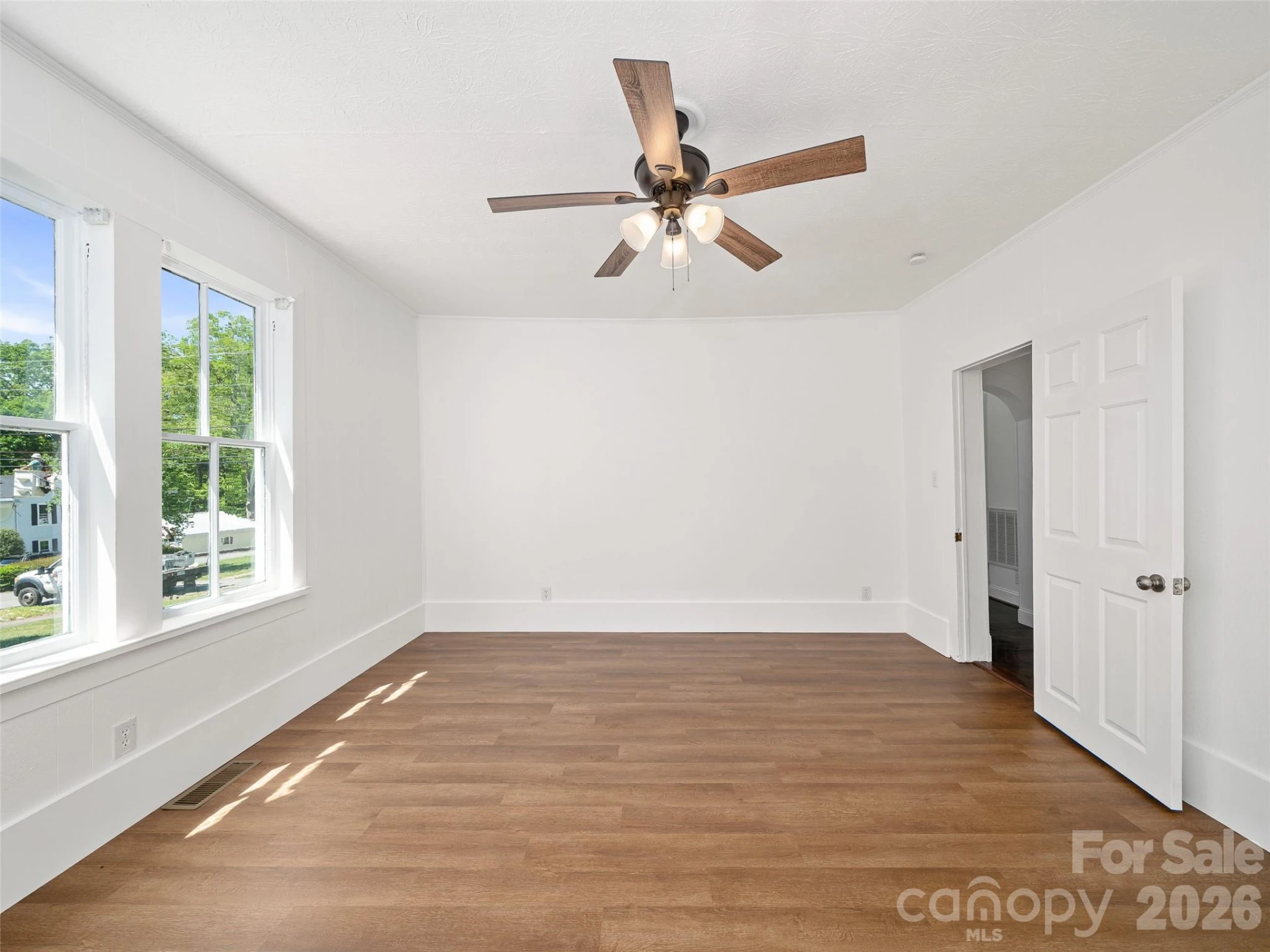 118 Robertson Street - Photo 18
