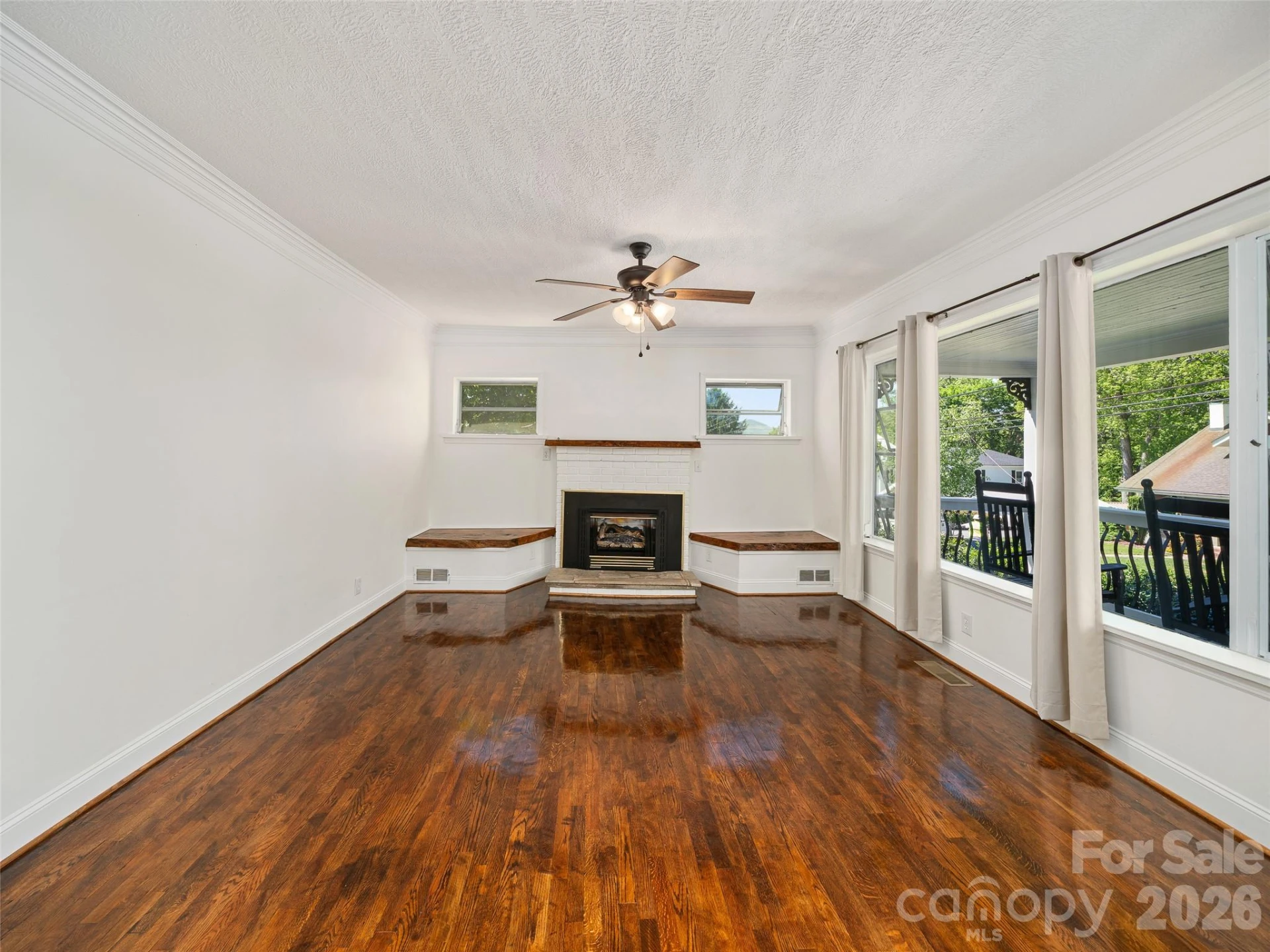 118 Robertson Street - Photo 4