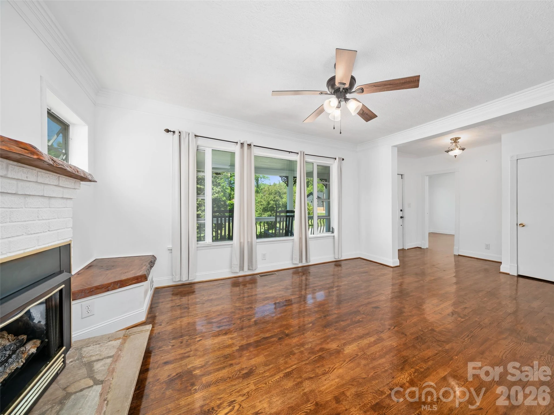 118 Robertson Street - Photo 6