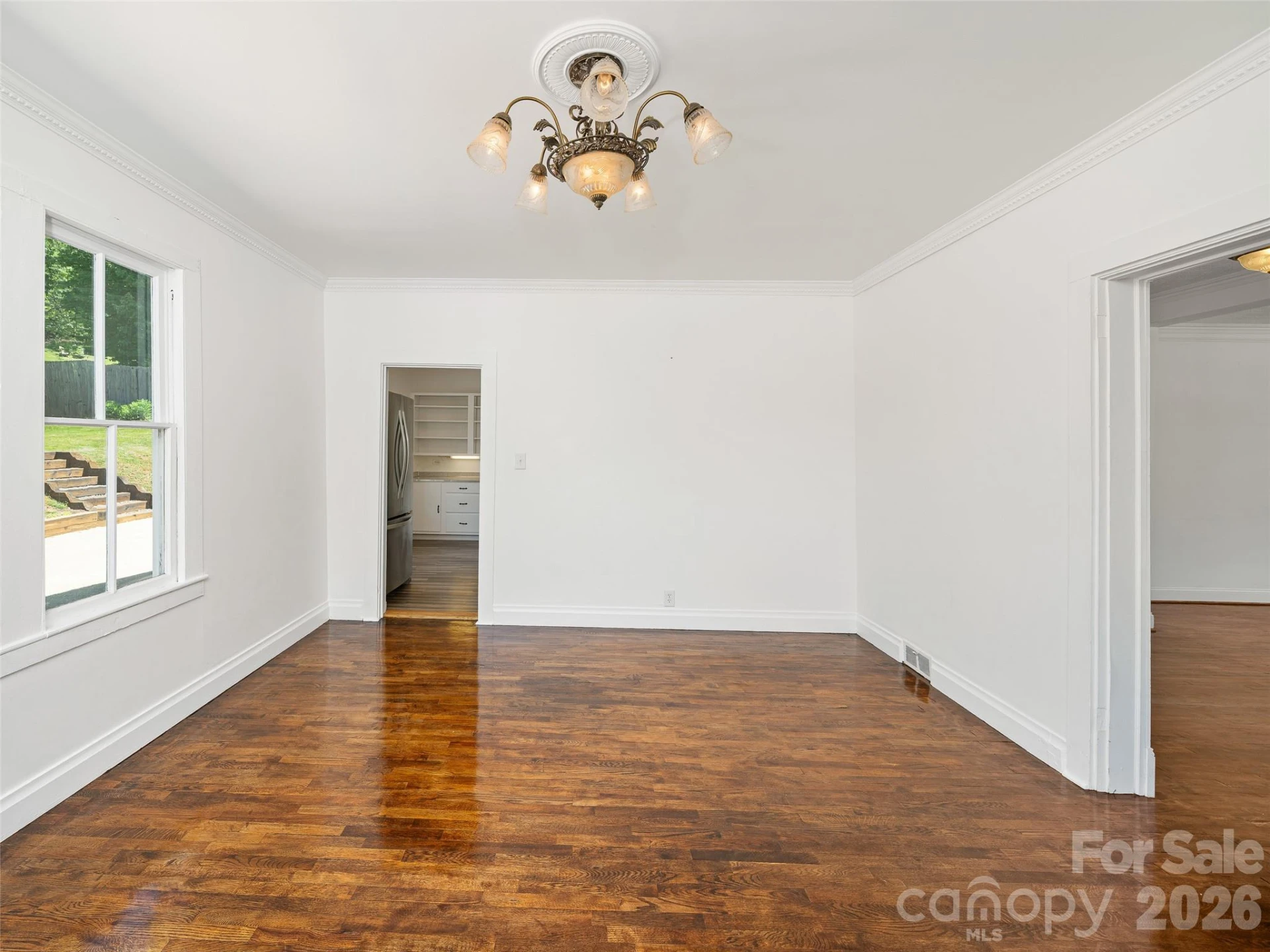 118 Robertson Street - Photo 8