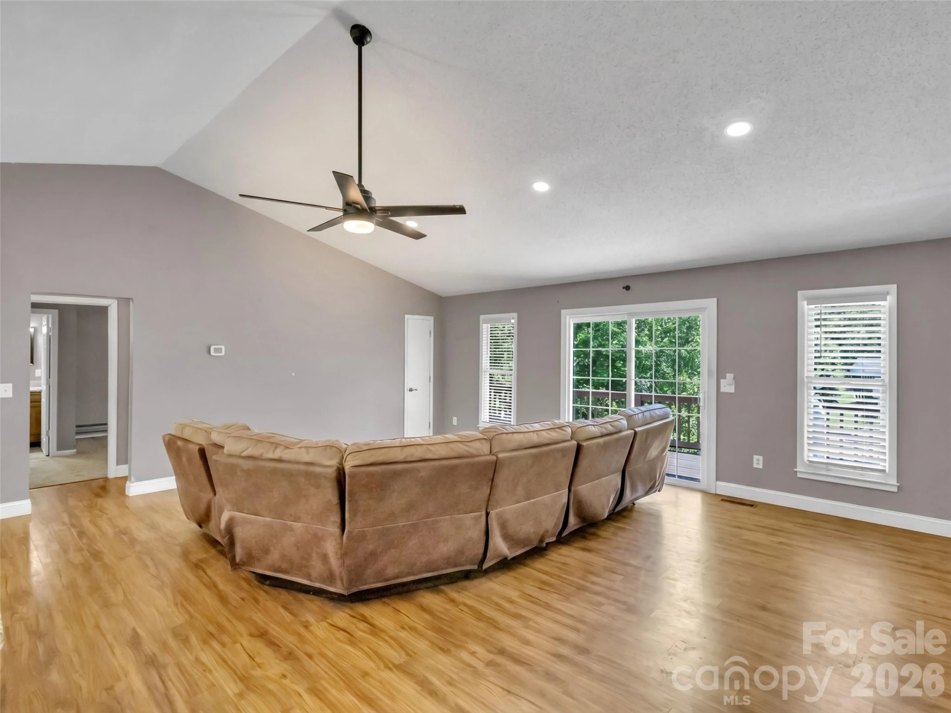 252 Oak Park Drive - Photo 12