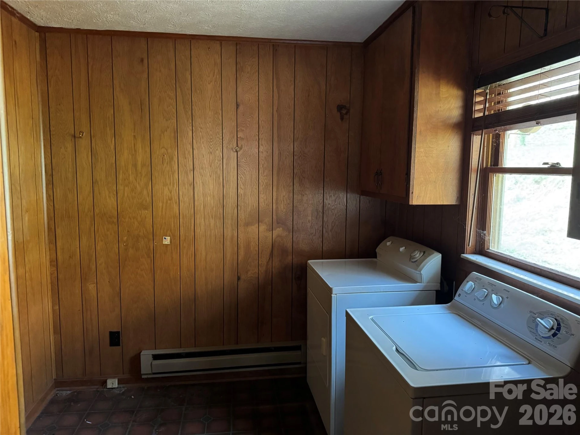 814 Mountain View Drive - Photo 11