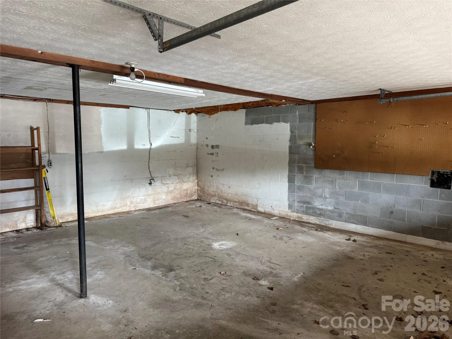 814 Mountain View Drive - Photo 17