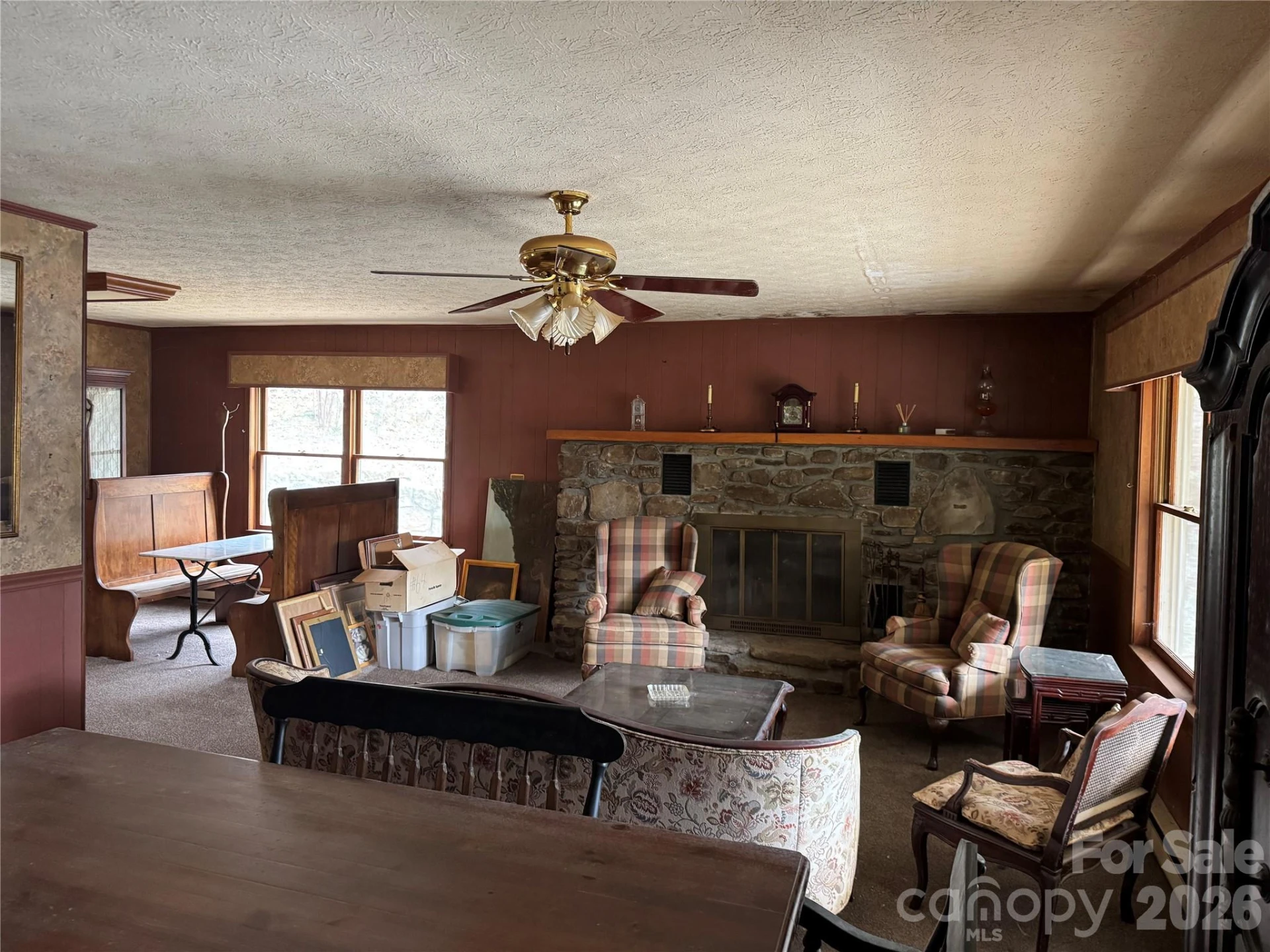 814 Mountain View Drive - Photo 5