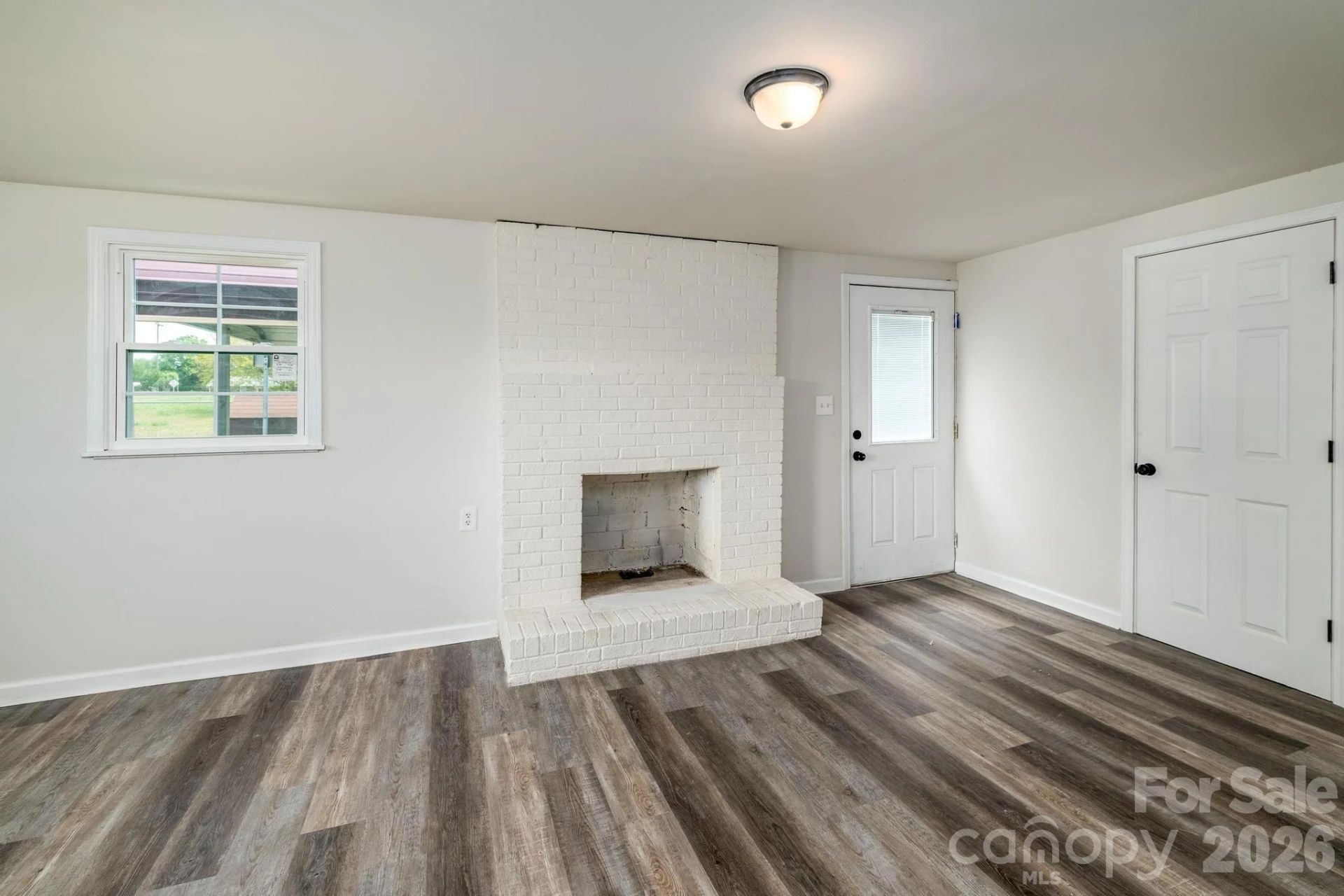 607 Carlos Street - Photo 18