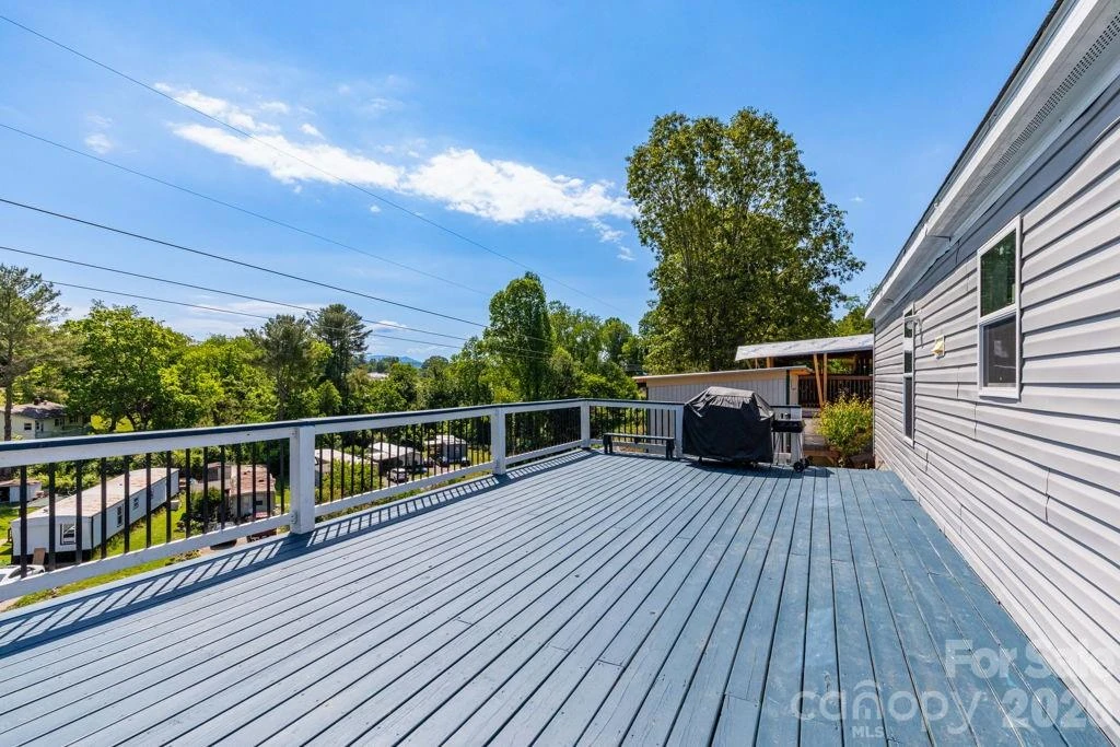 84 Hazelwood Road - Photo 4