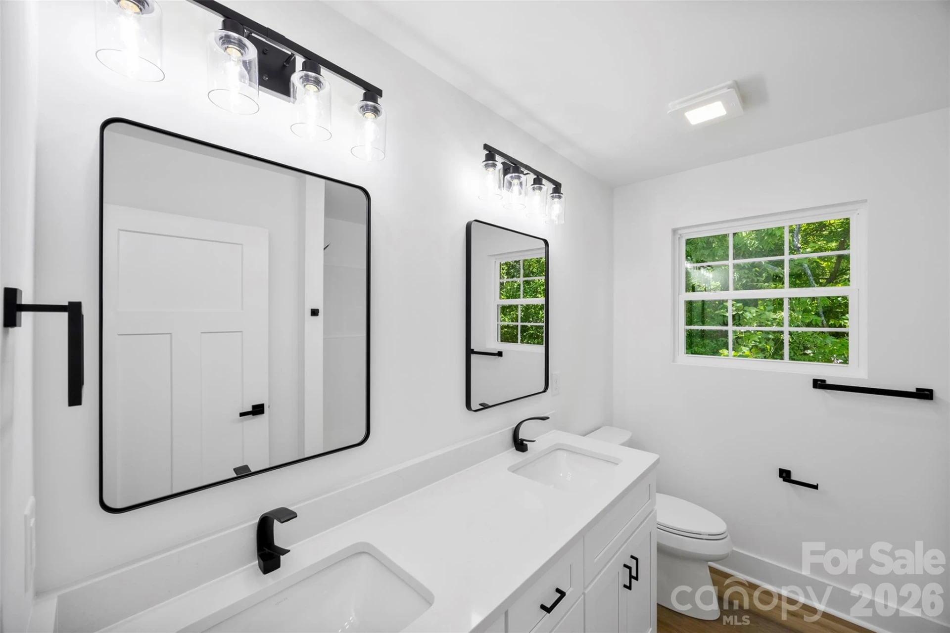1511 Horah Street - Photo 16