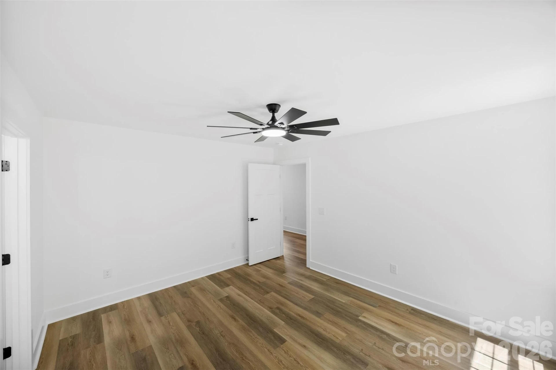 1511 Horah Street - Photo 18
