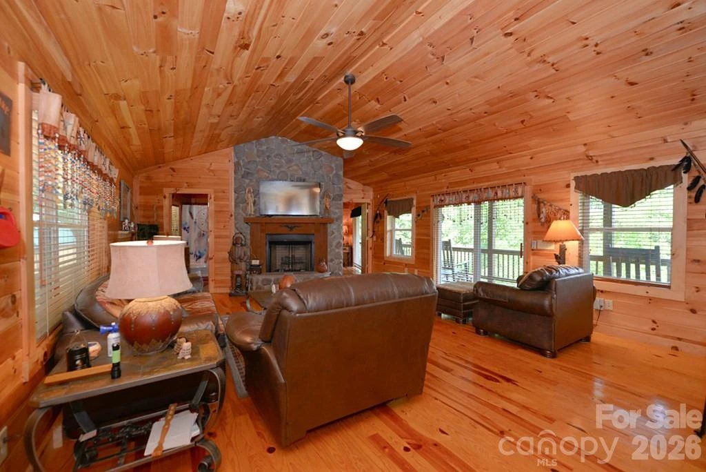 470 Bear Ridge Road - Photo 13