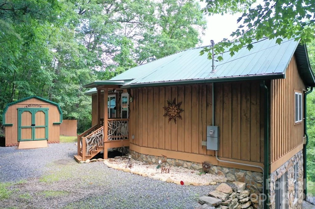 470 Bear Ridge Road - Photo 7