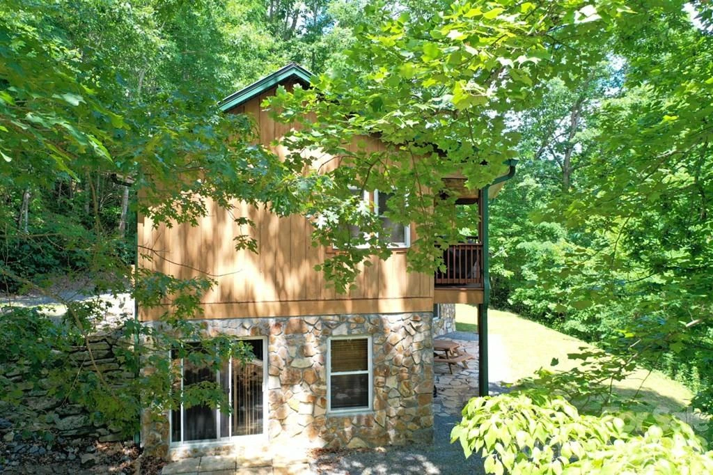 470 Bear Ridge Road - Photo 8