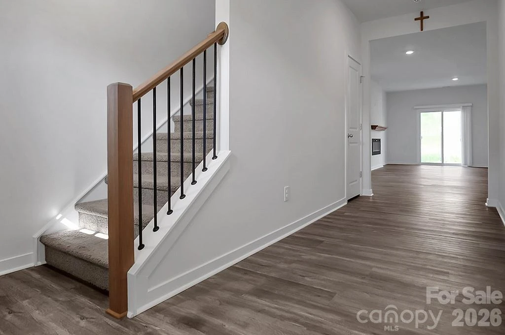 231 Brinkley Drive - Photo 5