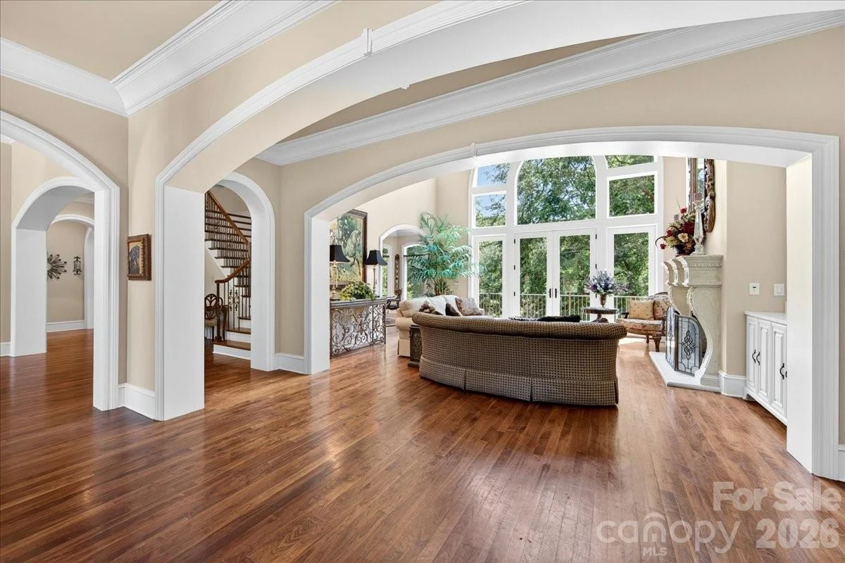 5424 Gorham Drive - Photo 3