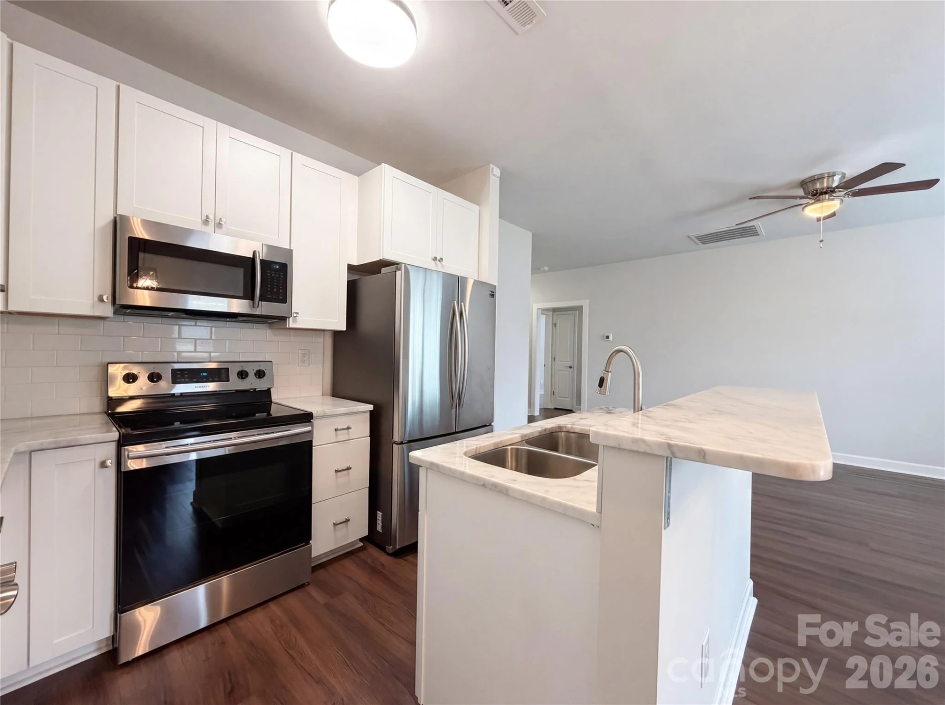 5704 Woodard Street - Photo 2