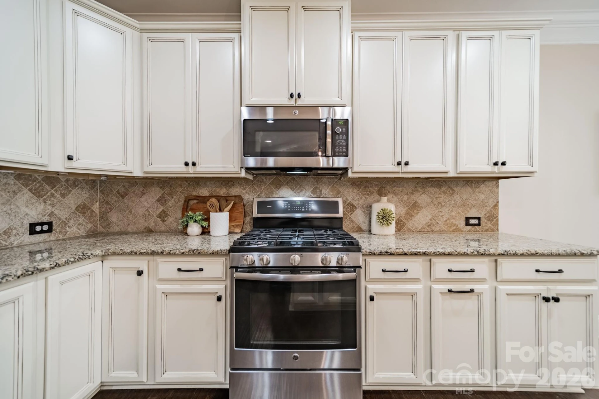 205 Pine Needles Lane - Photo 8