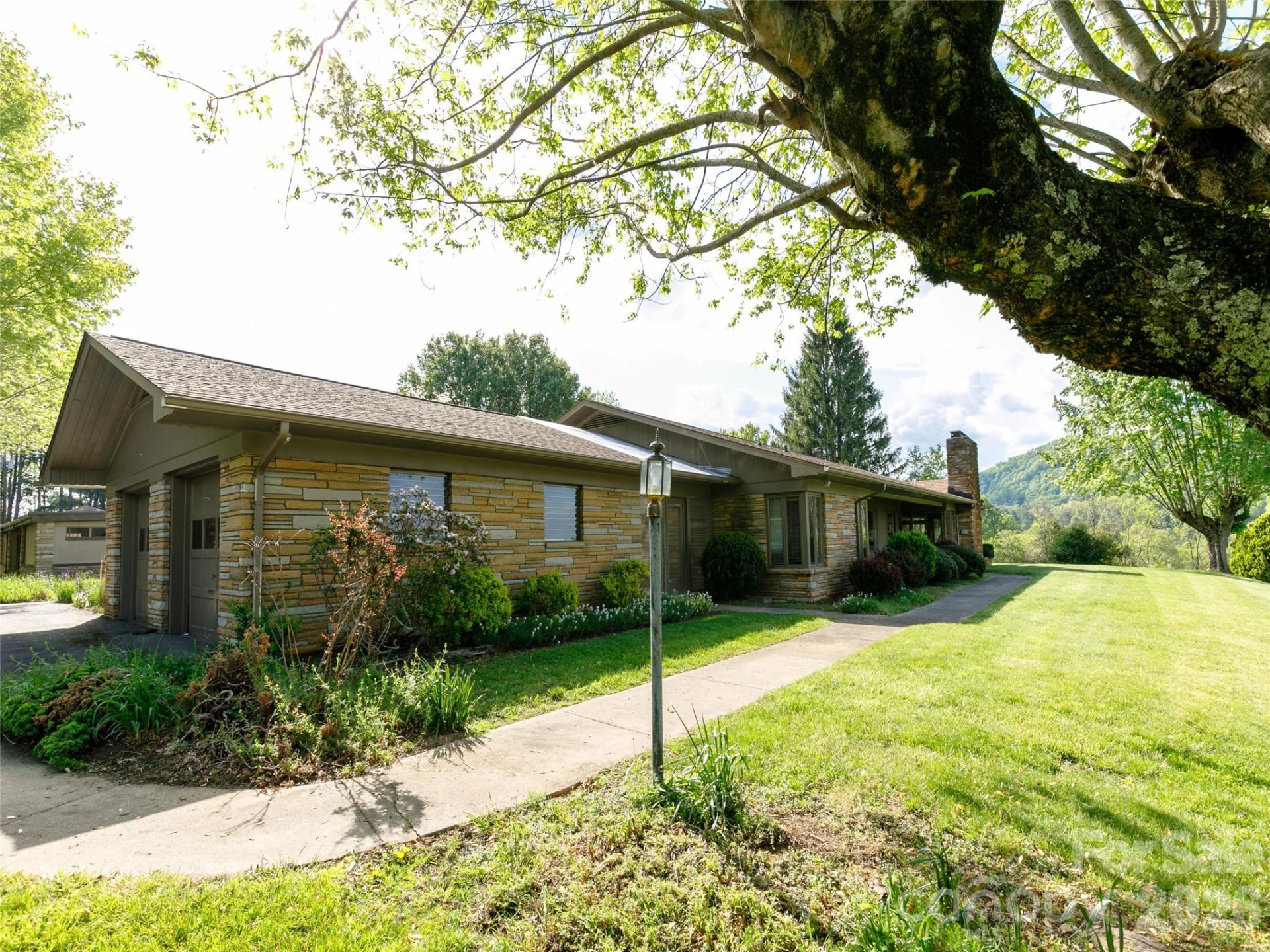 110 Crest View Road - Photo 36