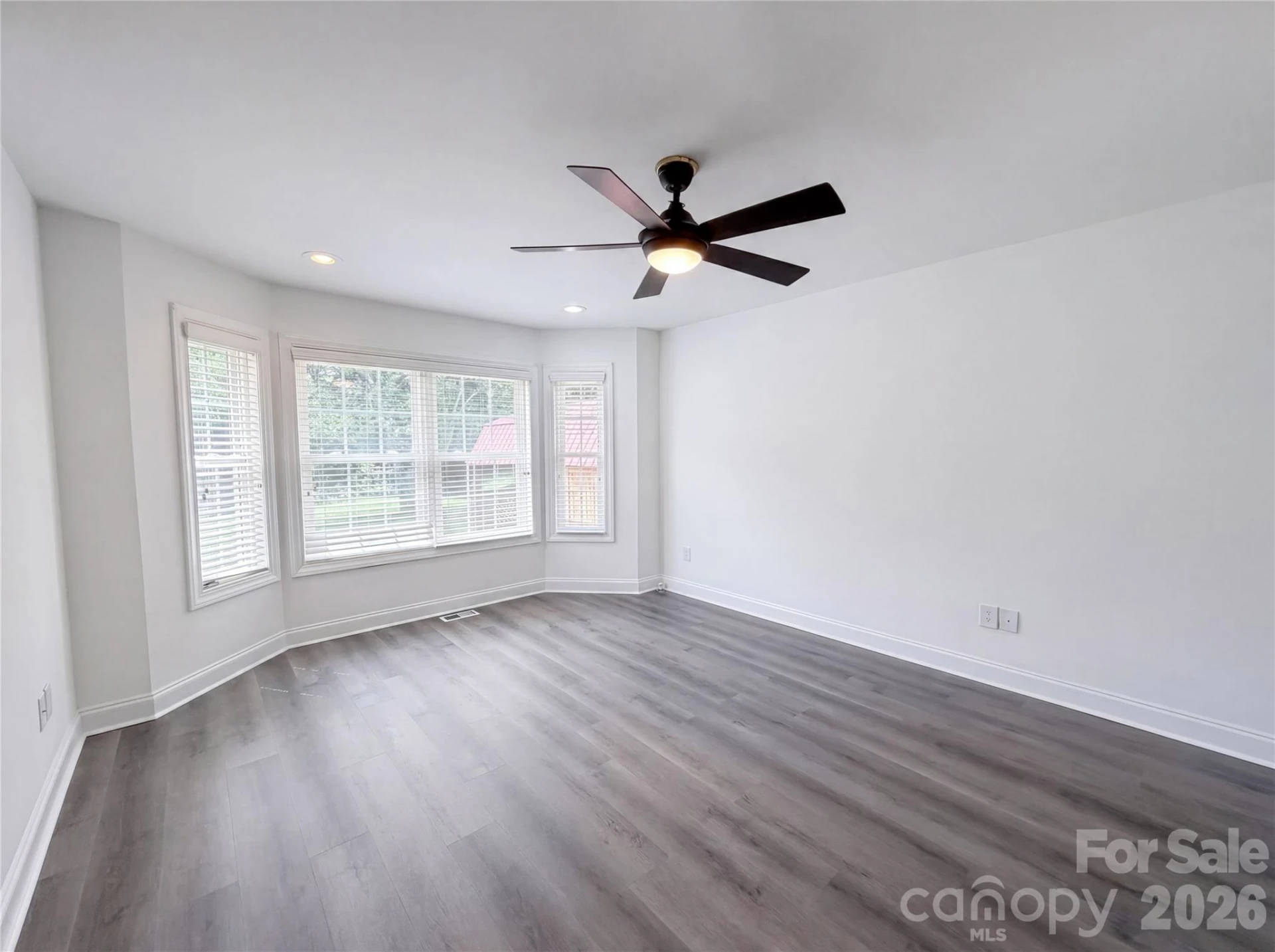 106 Woodfield Lane - Photo 8
