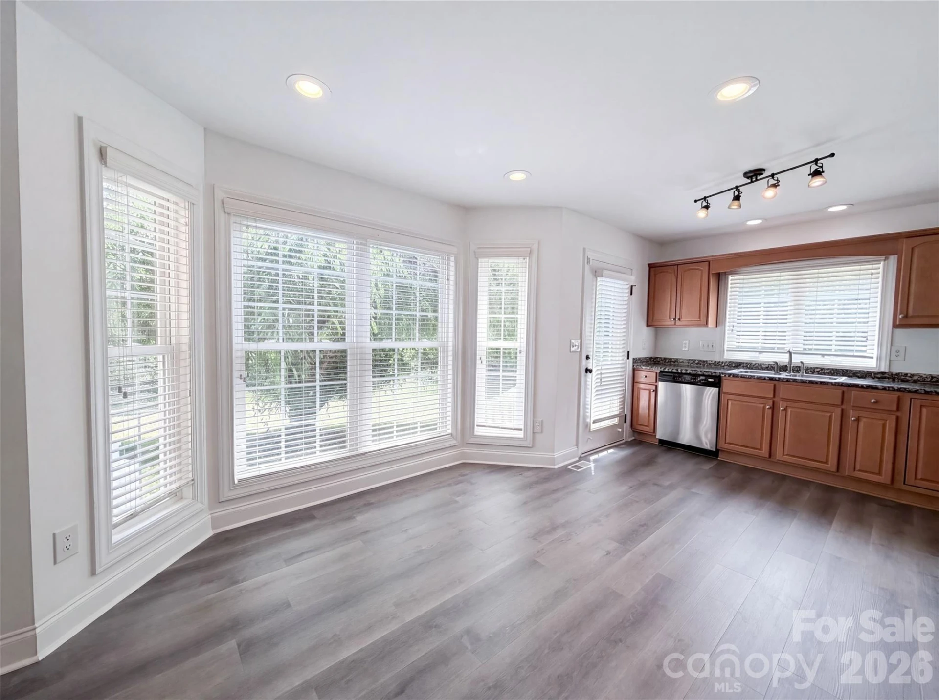106 Woodfield Lane - Photo 9